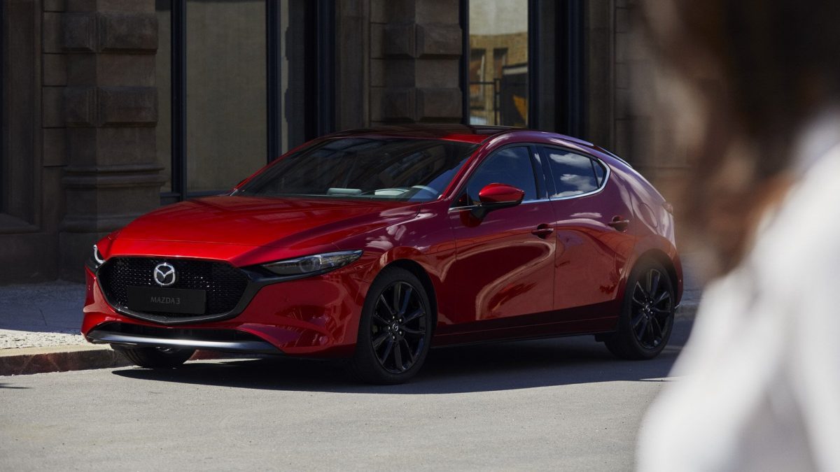 MAZDA 3