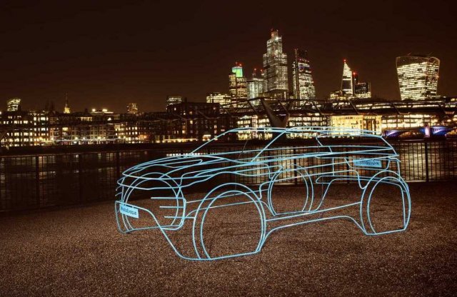 Vázként már London utcáin az új Range Rover Evoque