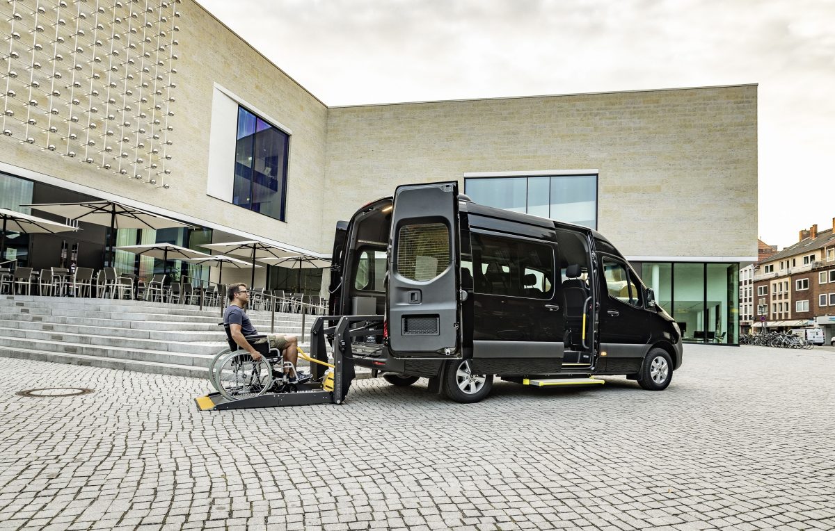 MERCEDES-BENZ EGYÉB