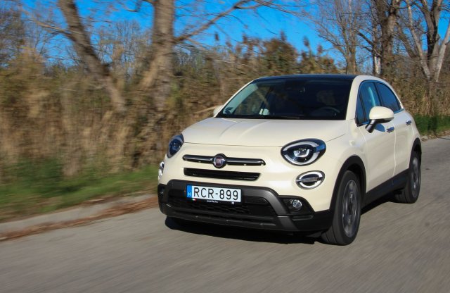 Stílusból jeles – Fiat 500X Cross teszt