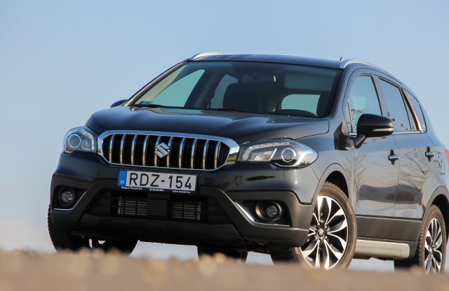 Ezt  a Suzukit a felszereltsége kell eladja, sikerrel is teszi