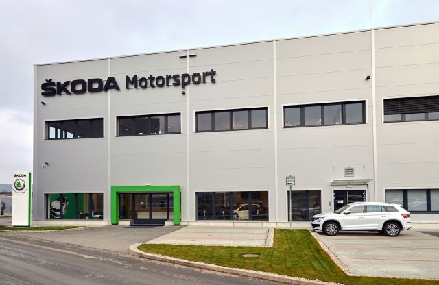 Költözik a műhely, új központban a Skoda Motorsport!