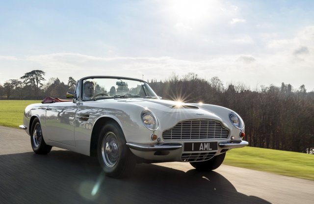 Plug and play villanyhajtást készített az Aston Martin