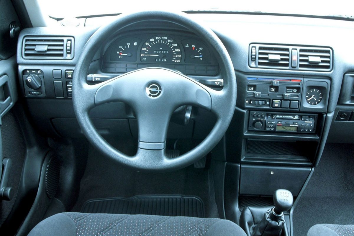 OPEL VECTRA