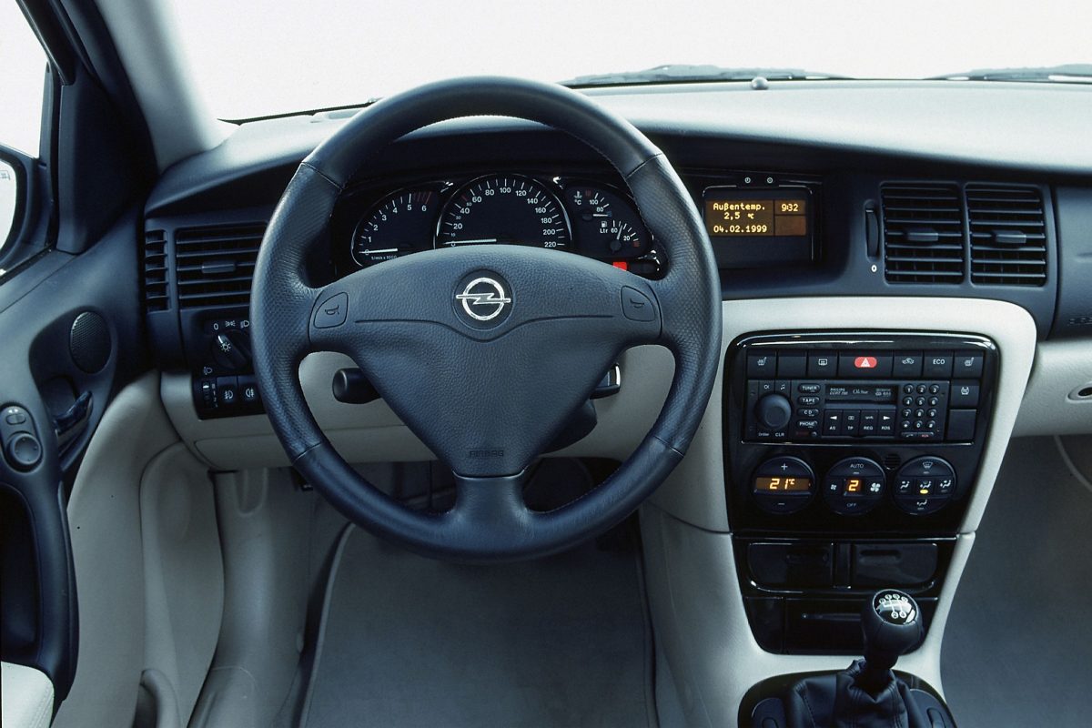 OPEL VECTRA