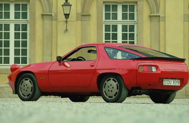 A Porsche bemutatja: íme az 5 legikonikusabb ülésminta!