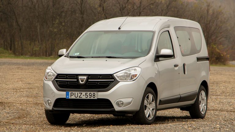 Családi autó diszkont áron, óriás térrel, három Isofixszel