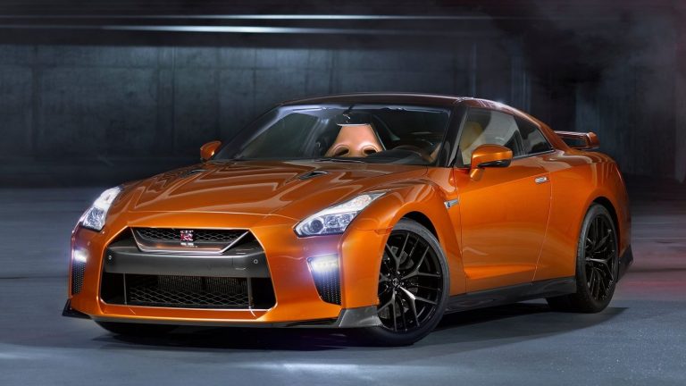 Nissan GT-R limitált széria teniszdrukkereknek