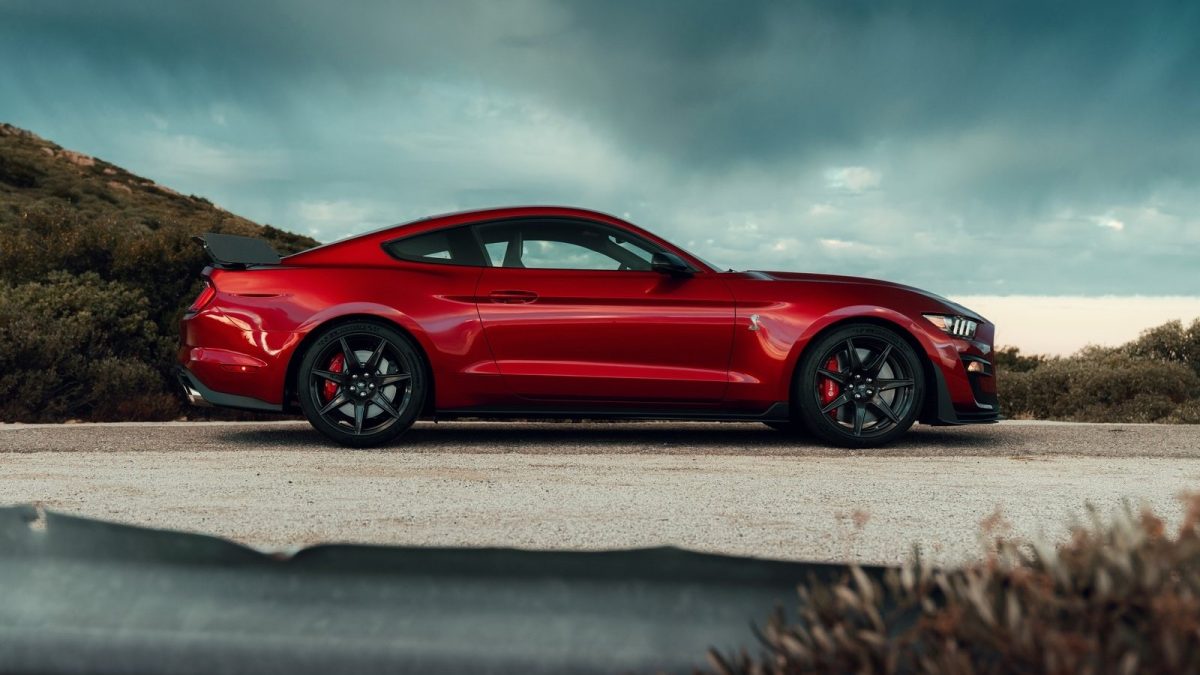 FORD (USA) MUSTANG