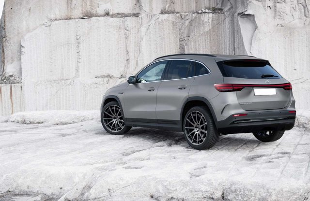 Az EQA-val folytatódik a Mercedes elektromos offenzívája