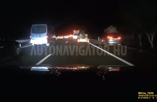 Negyedik felvonás: videón, amit karácsonykor láttak a rendőrök