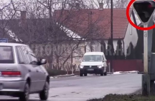 Íme a legújabb - rendőrségi videó a hazai közlekedőkről