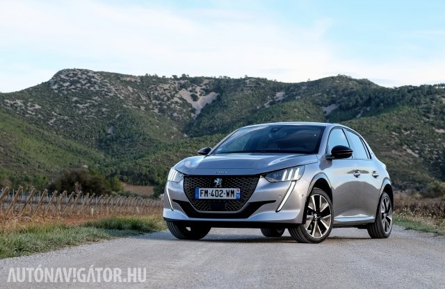 Forma és hajtás tökéletes harmóniában – Peugeot e-208