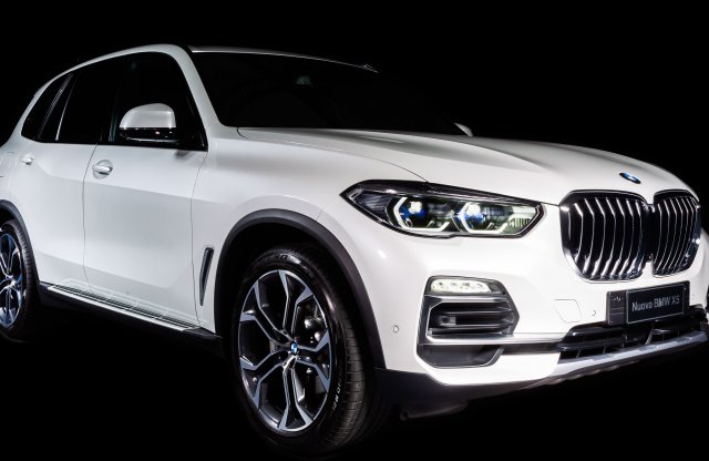 Ennyi Alcantarát még nem raktak autóba