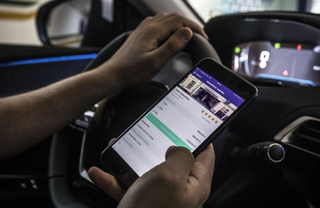 Tudtad, hogy olcsóbb applikációval parkolni, mint SMS-sel?