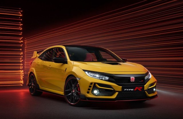 Új változatokkal bővül a Honda Civic Type R széria