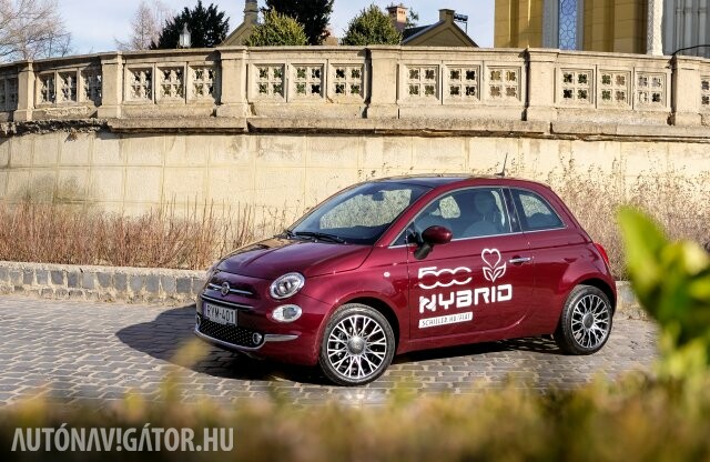 Tisztán is divatosan – Fiat 500 Hybrid