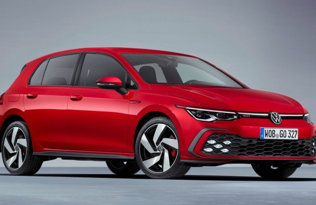 Visszafogott Golf GTI-t és még két izommodellt villantott a VW