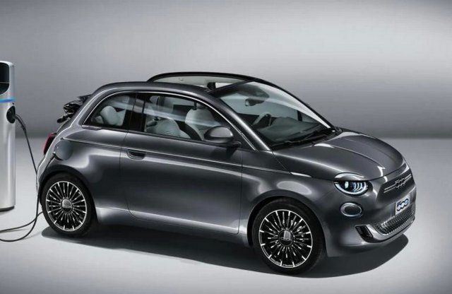 Csinos villanyautóként folytatja a Fiat 500