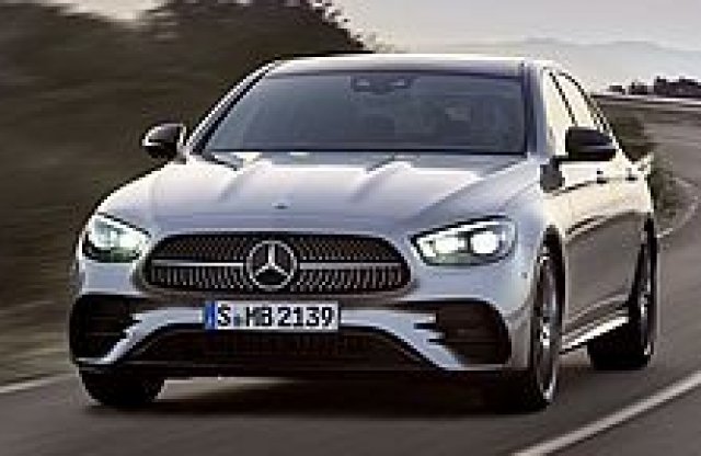 Igazítottak kicsit a Mercedes-Benz E-osztály fazonján