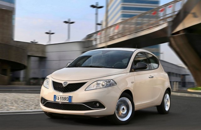 A Lanciánál is megjelenik a könnyű hibrid hajtás