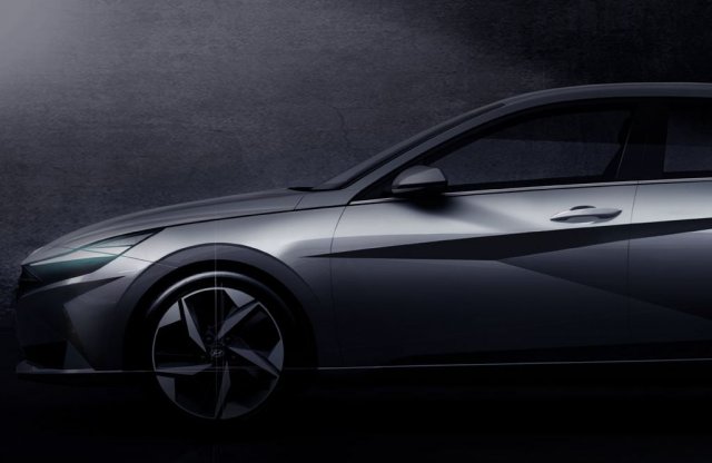 Pengeéles vonalakkal jön az új Hyundai Elantra