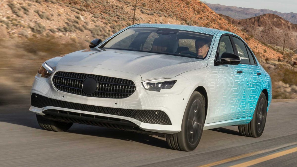 MERCEDES-BENZ E-OSZTÁLY