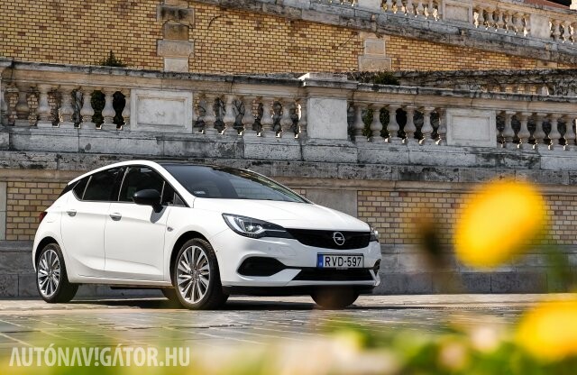 Páratlan megoldás – Opel Astra 1.2