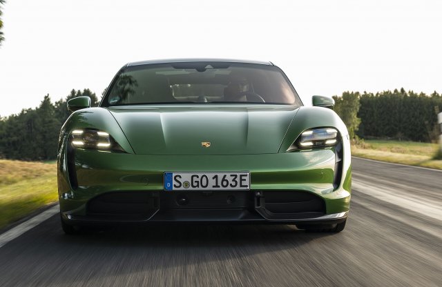 A Világ Év Autója díjakkal vigasztalódhat a Porsche