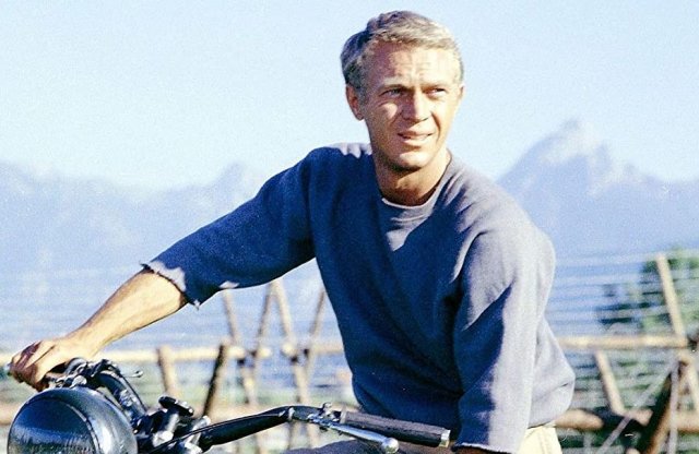 Steve McQueen csak a második leghíresebb autós filmsztár