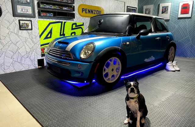 Szimulátort épített a Miniből a pincében