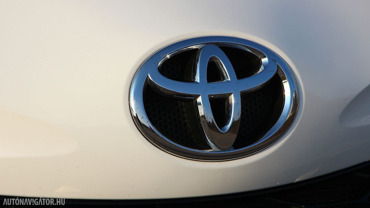 TOYOTA