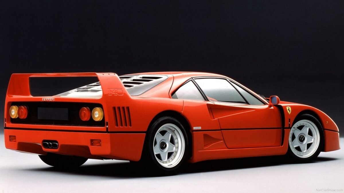 FERRARI F40
