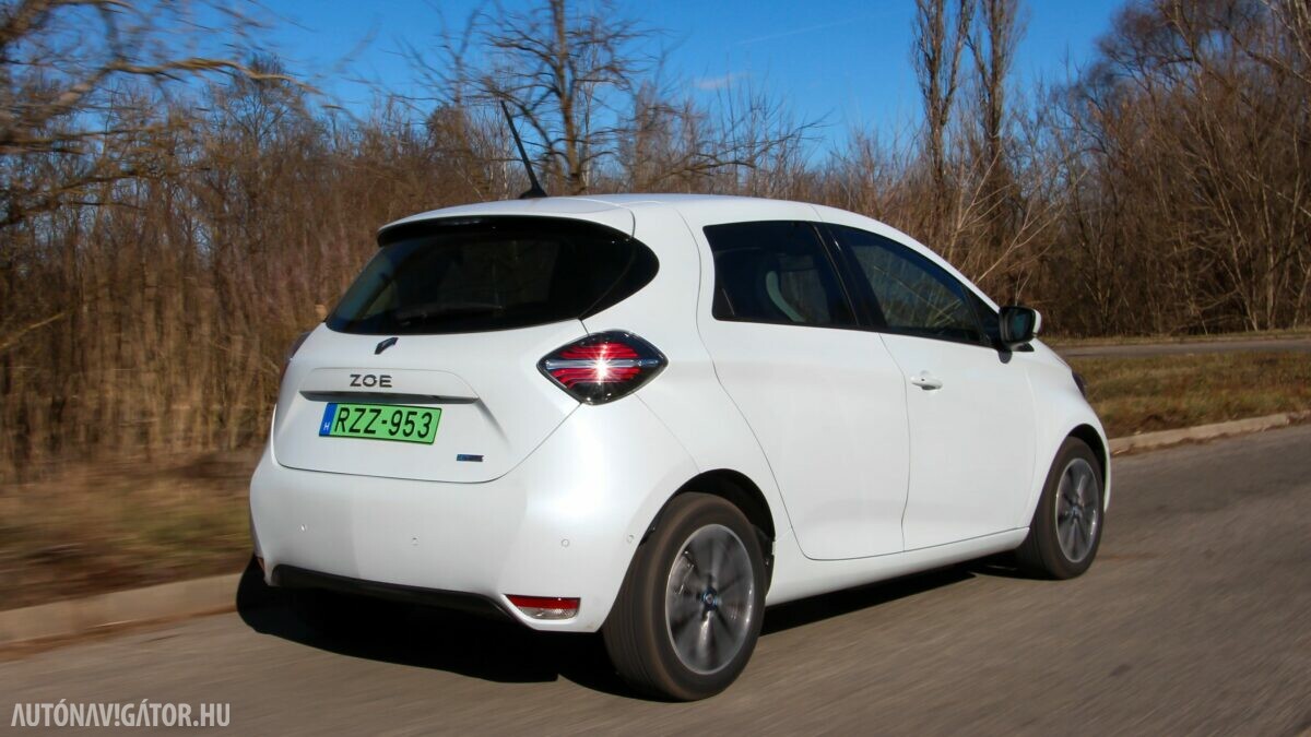 RENAULT ZOE