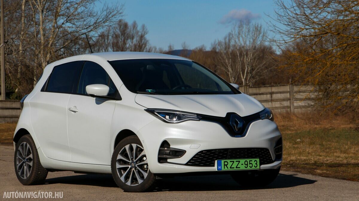 RENAULT ZOE