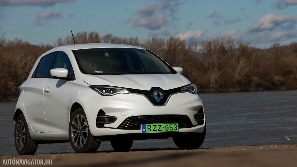 RENAULT ZOE