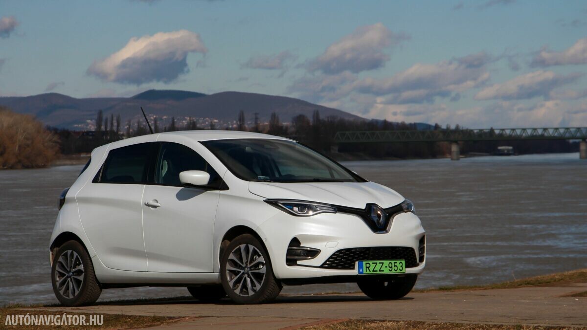 RENAULT ZOE
