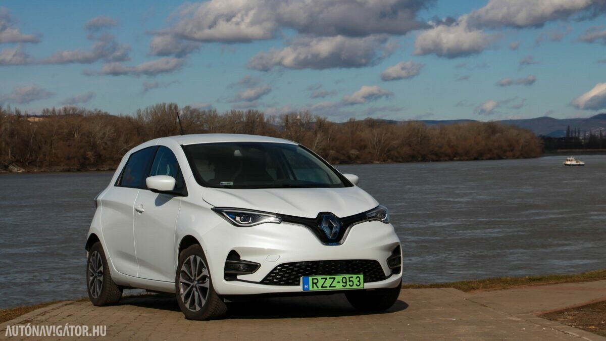 RENAULT ZOE