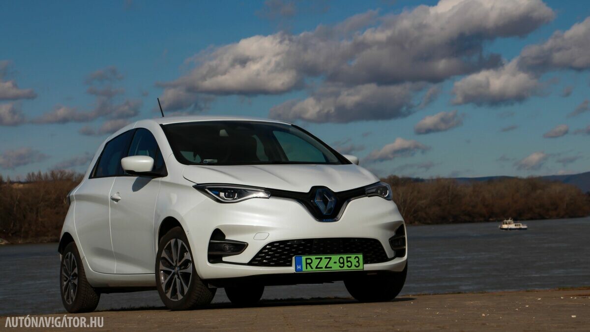 RENAULT ZOE
