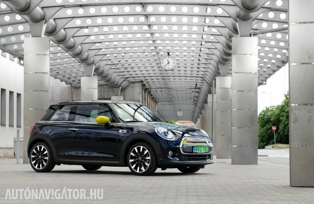 Elektromosan a legminibb?  – Mini Cooper SE teszt