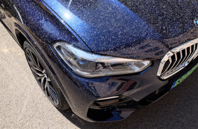 Koszos lett az autód reggelre? Nyugi, szinte mindenkié