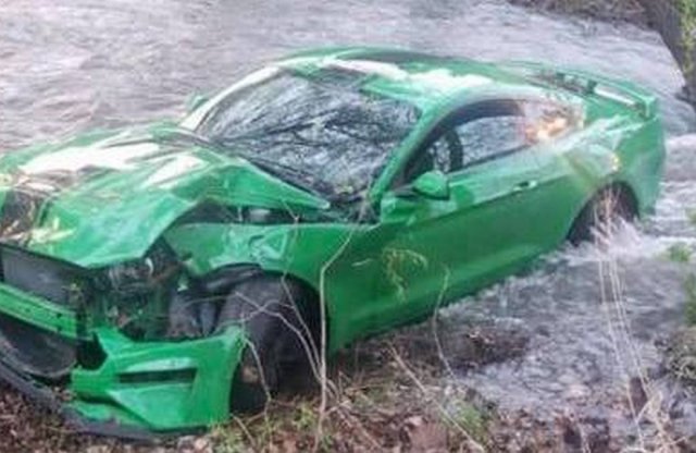 Patakban végezte a háromnapos Mustang