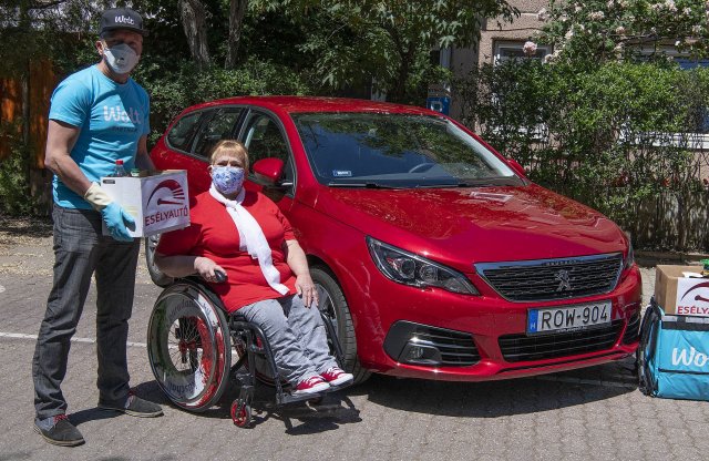 Fogyatékkal élőknek segít a Peugeot
