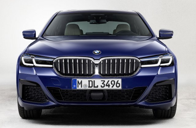 Élesebb vonalakkal frissült a BMW 5-ös és 6-os sorozat