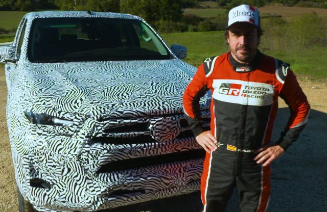 Alonso már nyúzza az új Toyota Hiluxot