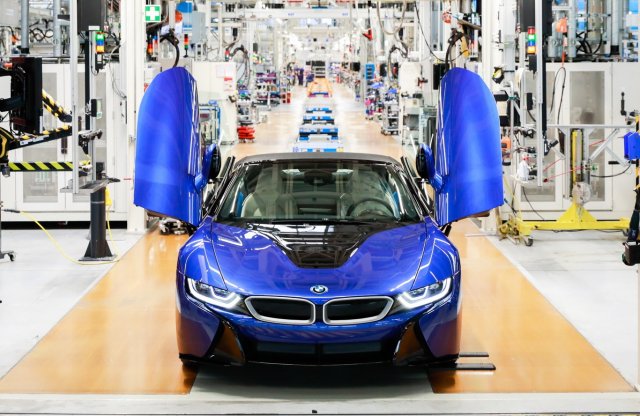 Elkészült az utolsó BMW i8, nem marad utód nélkül