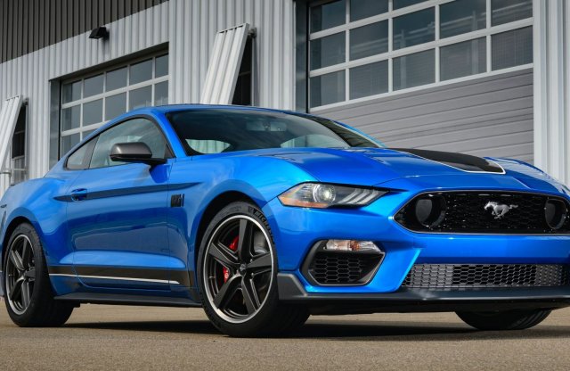 Újra hangsebességgel száguld a Mustang!