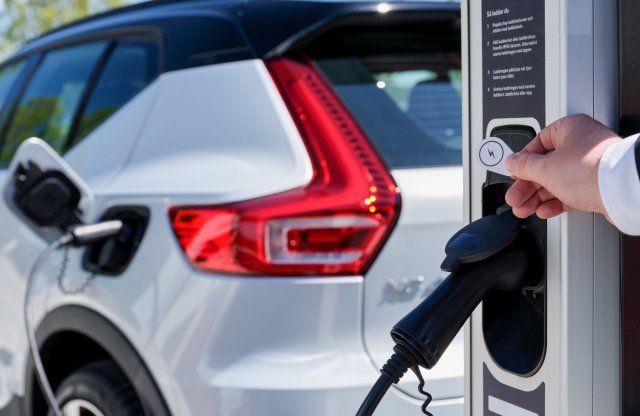 Európát átszelő túrákon sem lesz gond a Volvók töltésével