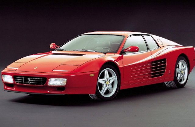 Apró háromhengeressel is kísérletezett a Ferrari