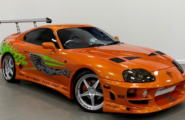 Tökéletesen megépítették ezt a Suprát, Paul Walker is aláírta